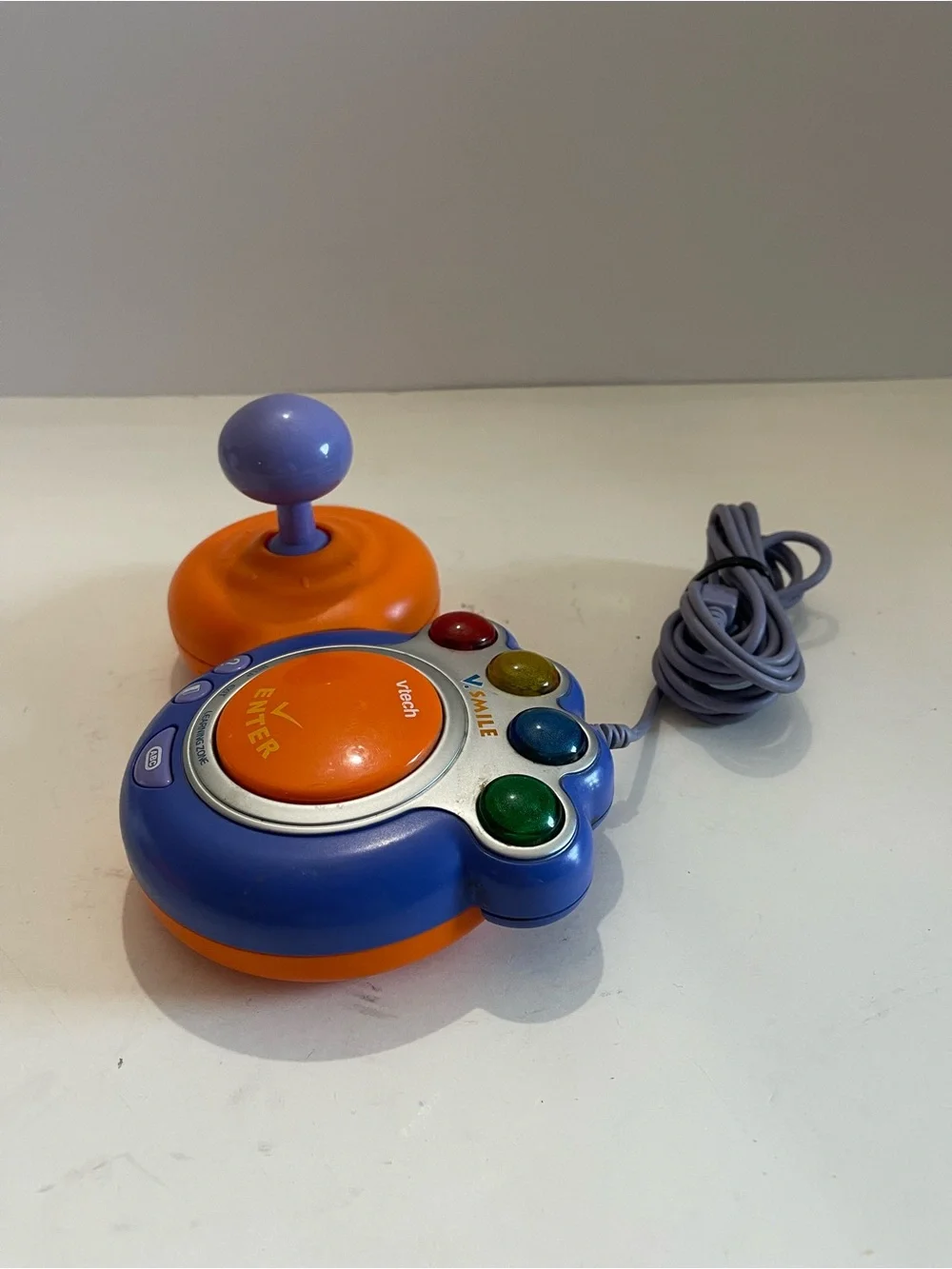 Vtech V.Smile TV Learning System Console w/1 controller UNTESTED